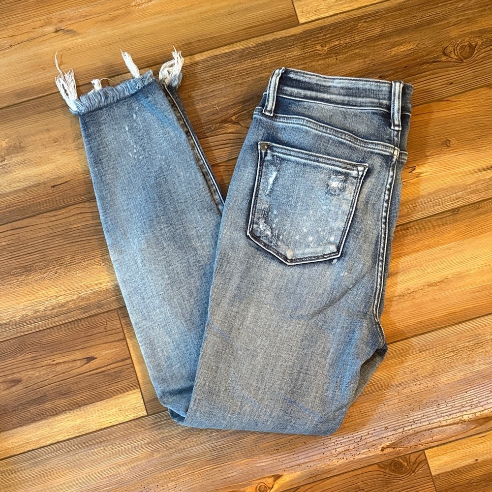Judy Blue Distressed Women's Jeans